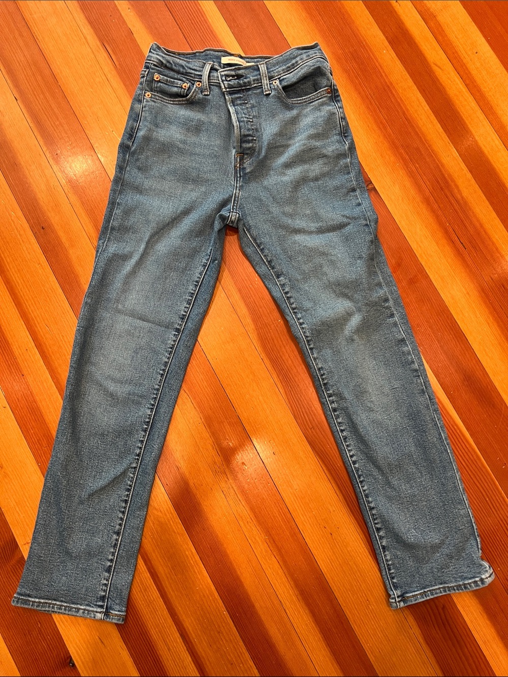 Levi Wedgie Straight Jeans